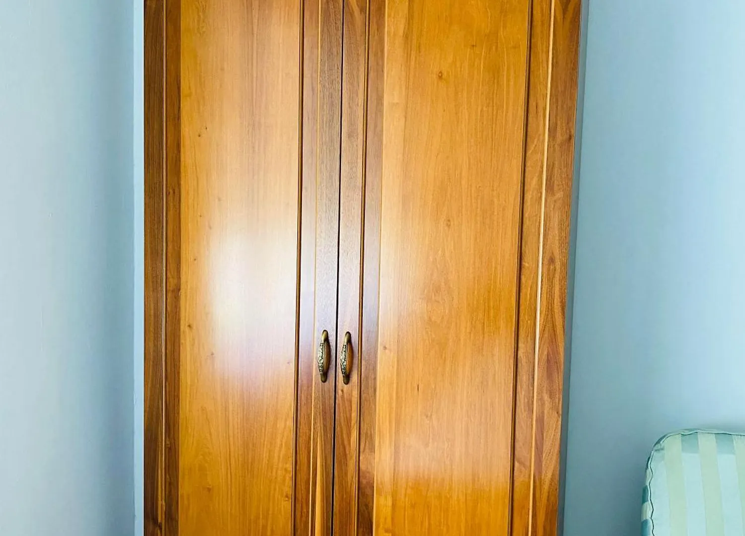 Central Apartment 2 Bedroom Ac Wifi Tirana